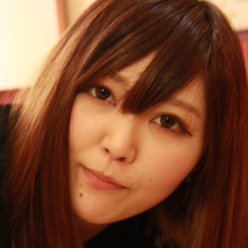 绫田彩子